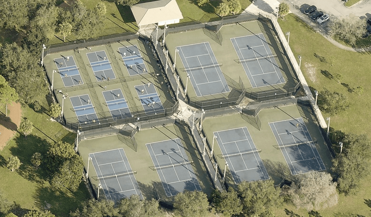 Okeeheelee Park pickleball courts in West Palm Beach, FL