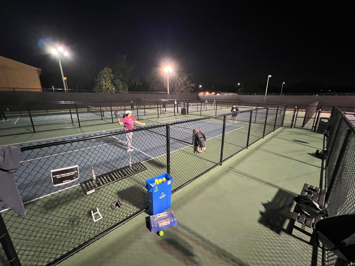 Dover Shores Community Center pickleball courts in Orlando, FL